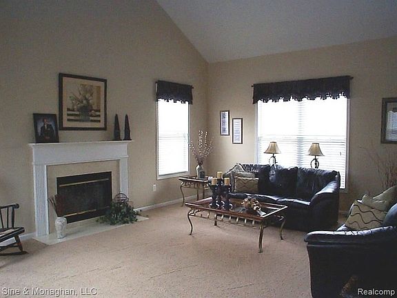 3rd image of 4335 Irene Dr