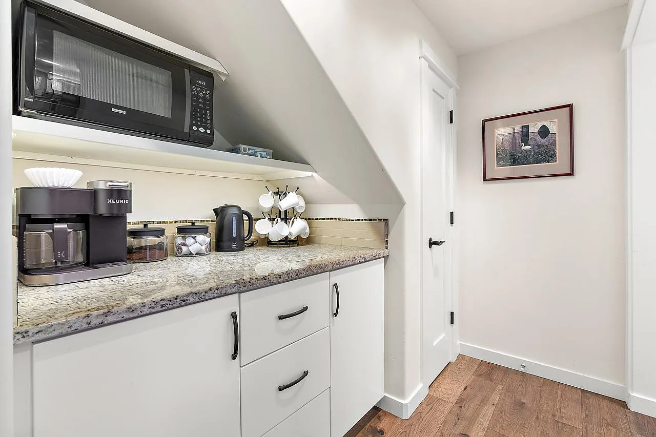 3541 N Plantation River Dr — Photo 3
