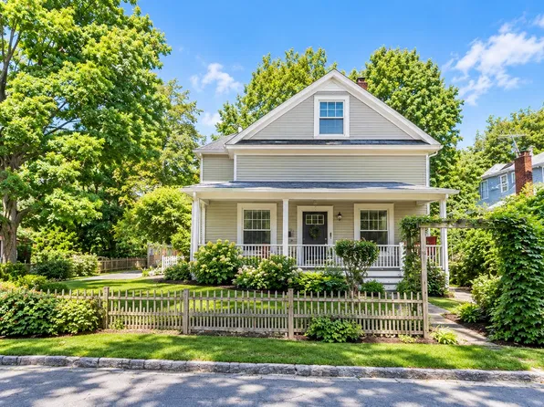 46 Hope St, Attleboro, MA 02703