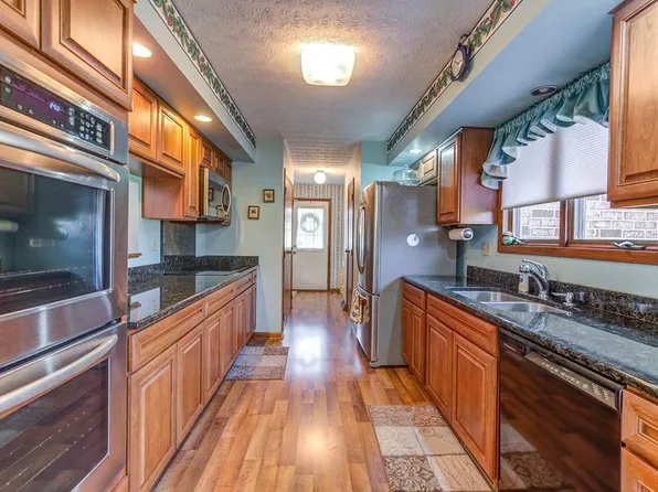 1843 Black Rd, Hamilton, OH 45013