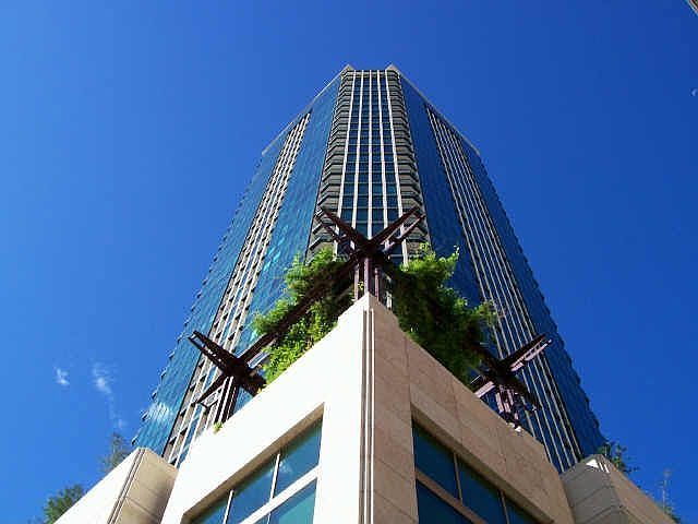 1st image of 500 Throckmorton St APT 1602