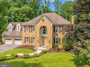 608 Silverstone Ct, Silver Spring, MD 20905