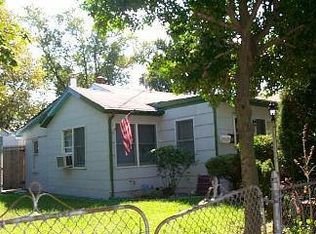 30 Lorraine Rd, Island Park, NY 11558