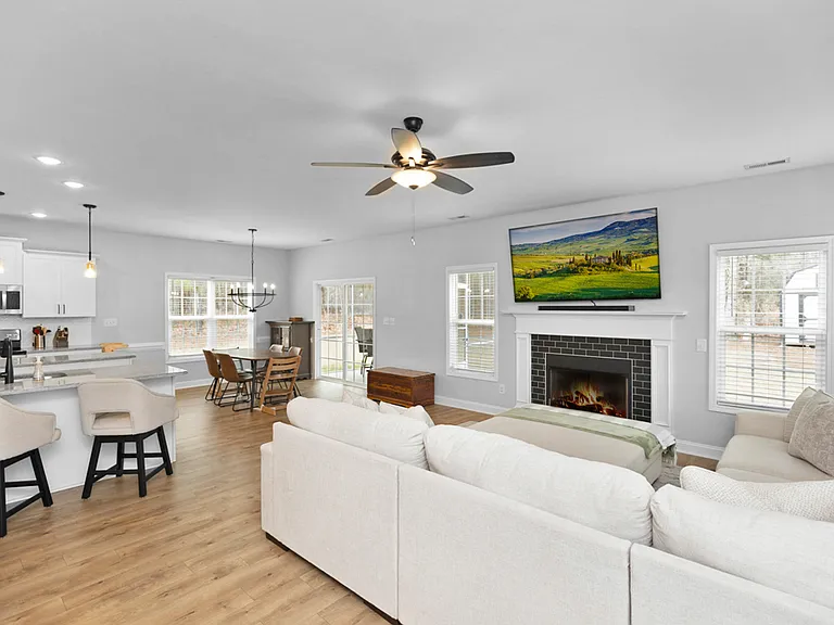 1730 Veranda Ct — Photo 6