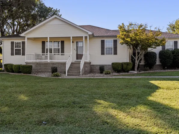 1168 Gardendale Dr, Murfreesboro, TN 37130