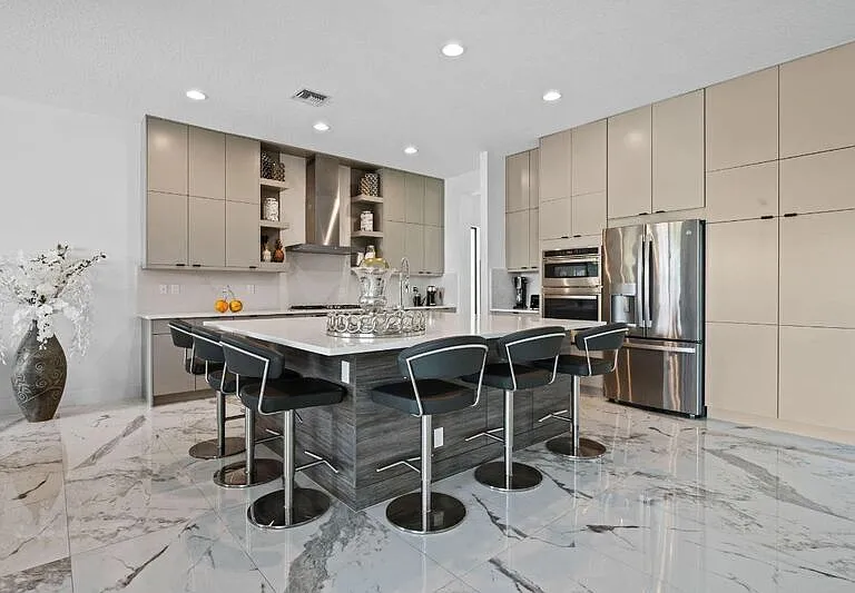 8599 Tower Bridge Ct — Photo 8
