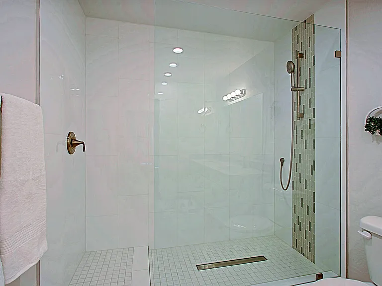 Luxana Apartments — Photo 69
