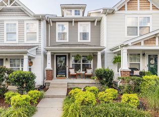 422 Flintlock Ct, Nashville, TN 37217
