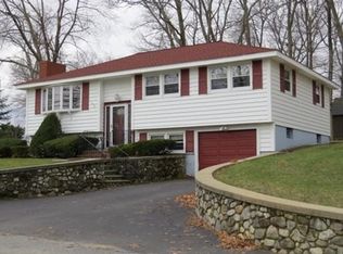 204 Oak St, Methuen, MA 01844