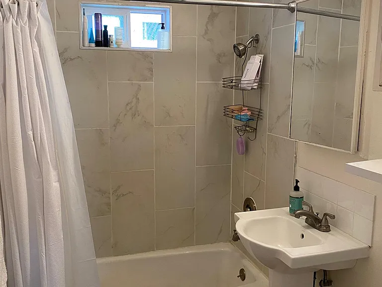 1136 Pacific Beach Dr — Photo 10