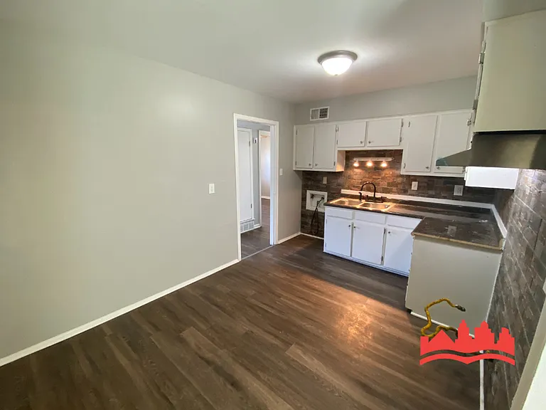 4016 Trevathan Cir — Photo 4