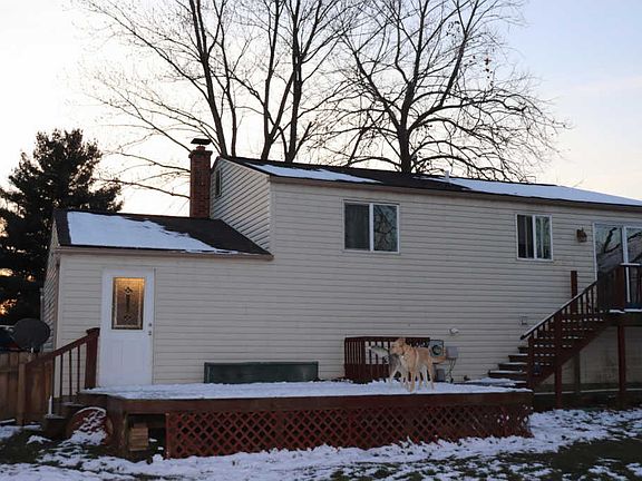 2nd image of 420 Skyline Ln