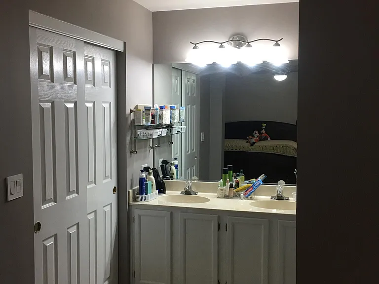 948 Huntington Dr — Photo 11