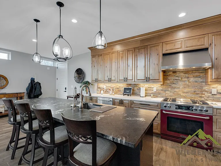 332 Lake View Dr — Photo 17