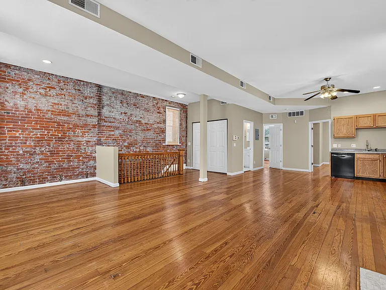 3641 McDonald Ave #2 — Photo 8
