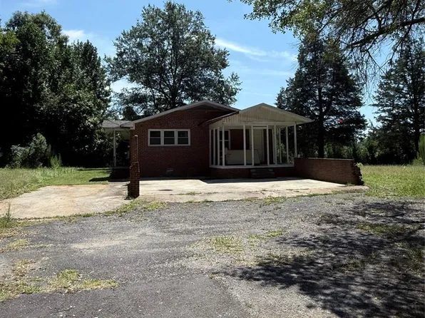 1556 Sam Smith Rd, Fort Mill, SC 29708
