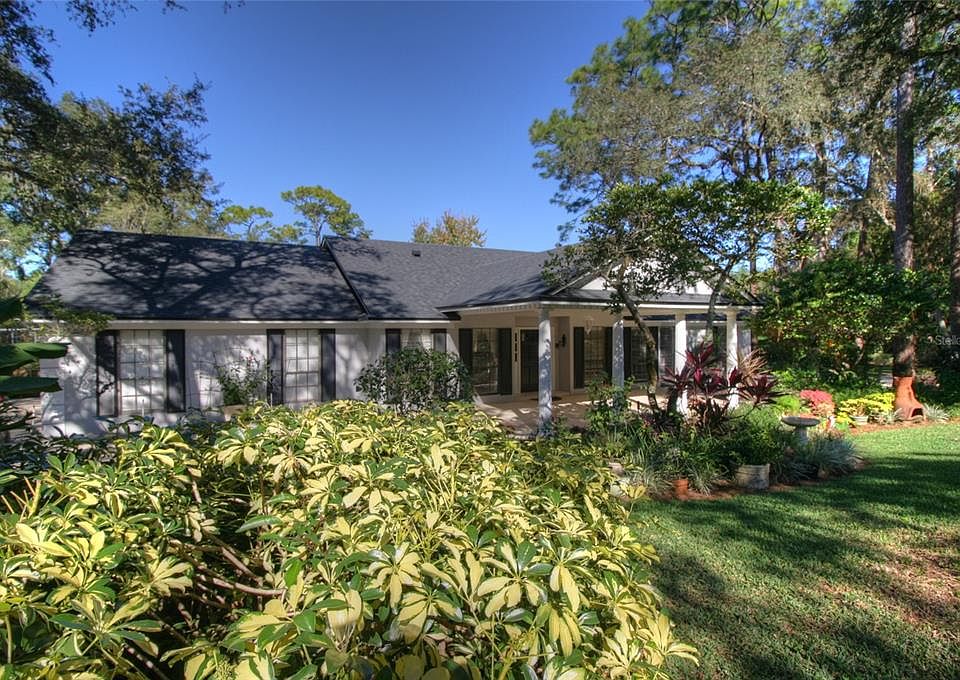 1st image of 304 Stonebridge Dr