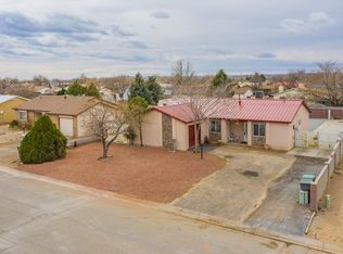 330 Hillcrest Dr SE, Rio Rancho, NM 87124