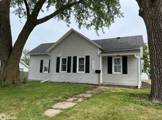 331 E Clay St, Osceola, IA 50213