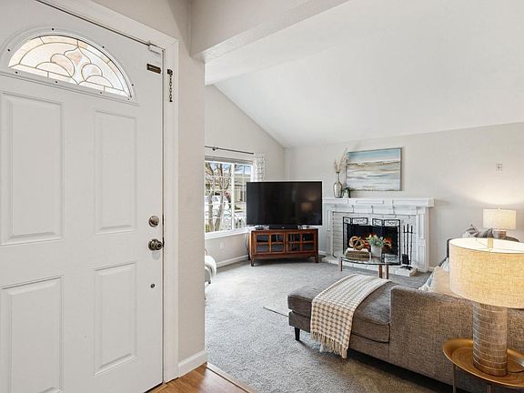 5th image of 1189 San Rafael Drive