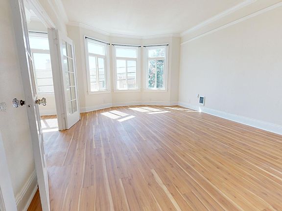 2nd image of 464 43rd Ave APT 201