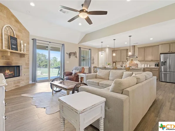 714 Primrose Path, Canyon Lake, TX 78133