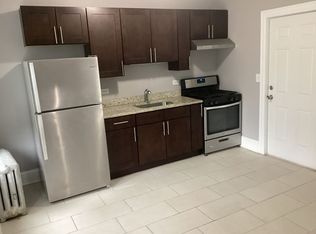 2830 E 78th St, Chicago, IL 60649