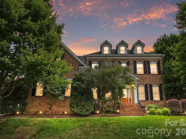 507 Five Leaf Ln, Waxhaw, NC 28173