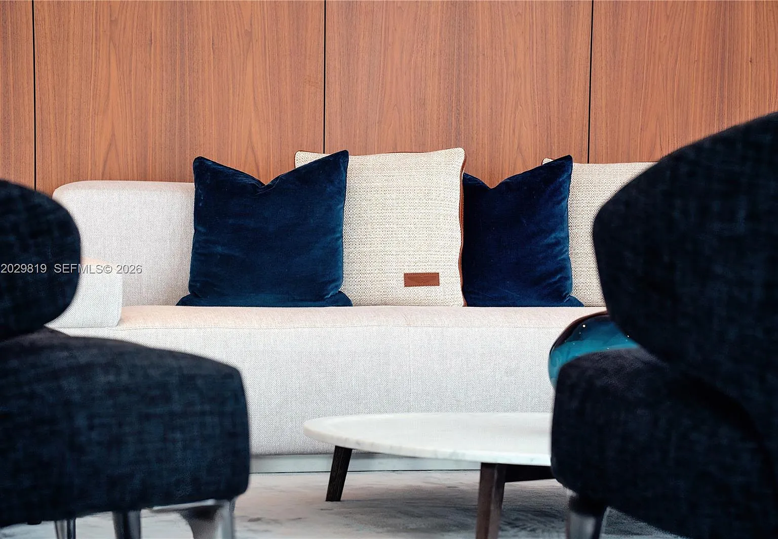 Aston Martin Residences — Photo 3
