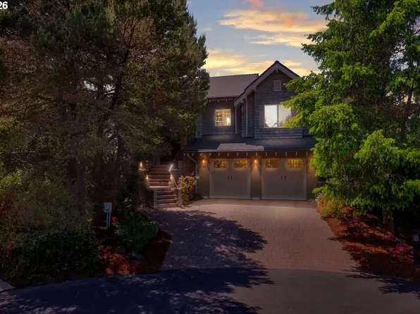 15 Sea Watch Ct, Florence, OR 97439