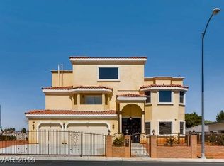 1010 E Robindale Rd, Las Vegas, NV 89123