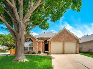 4816 N Cascades St, Fort Worth, TX 76137