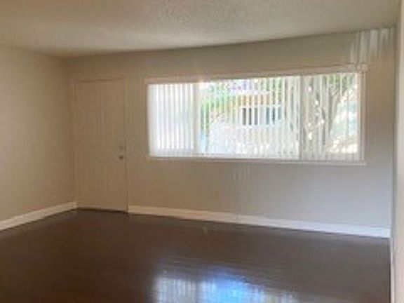 3rd image of 5989 Lake Crest Way APT 1