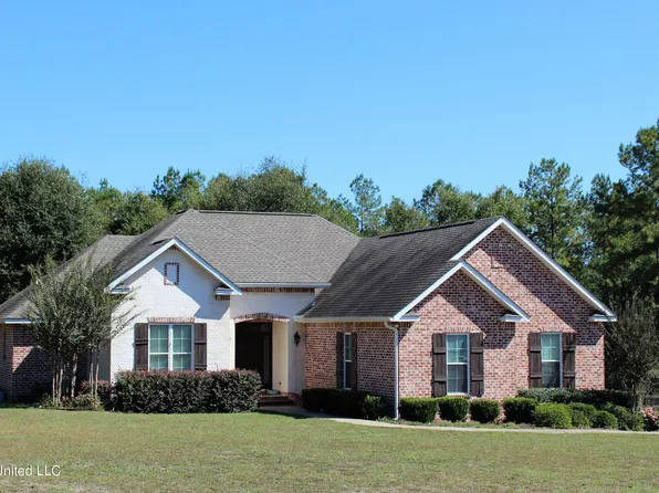 105 Hill Crest Rd, Lucedale, MS 39452