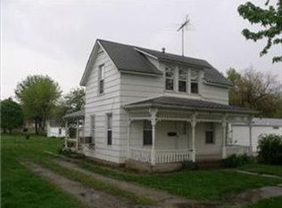 303 E McGaughy St, Hamilton, MO 64644