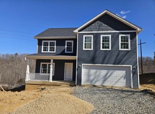 1495 Walnut Ridge Rd, Christiansburg, VA 24073