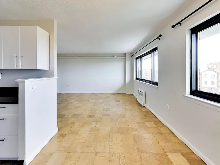 1816 New Hampshire Ave NW #1004 — Photo 6