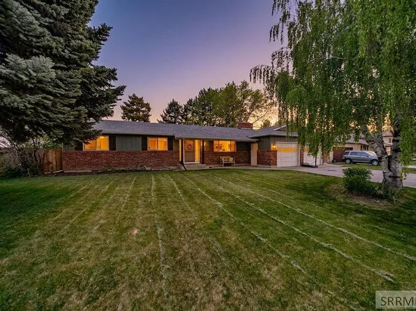 2320 Eastview Dr, Idaho Falls, ID 83401