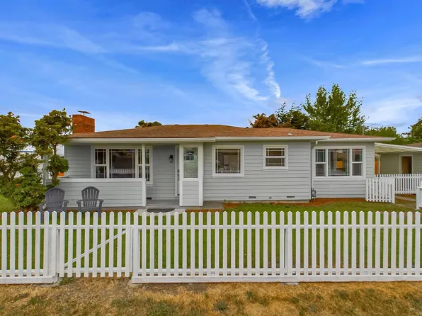 2957 College St, Fortuna, CA 95540