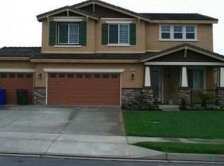 15401 Thistle Ln, Fontana, CA 92336