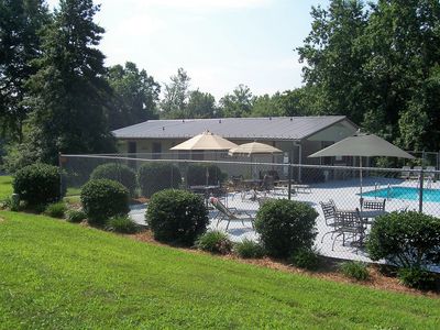2205-129 D Sunderland Rd, Winston Salem, NC, 27103