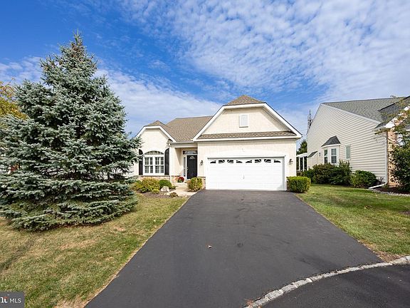 4th image of 4397 Meadowridge Ln
