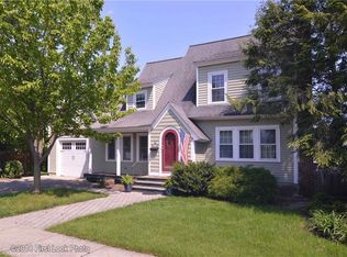 14 Belmont Rd, Cranston, RI 02910