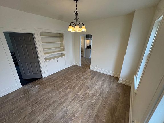 5th image of 2214 W Forest Home Ave #2