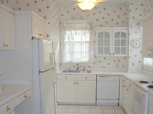3rd image of 333 N Clara Ave