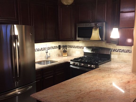 4th image of 4185 Amboy Road #1B