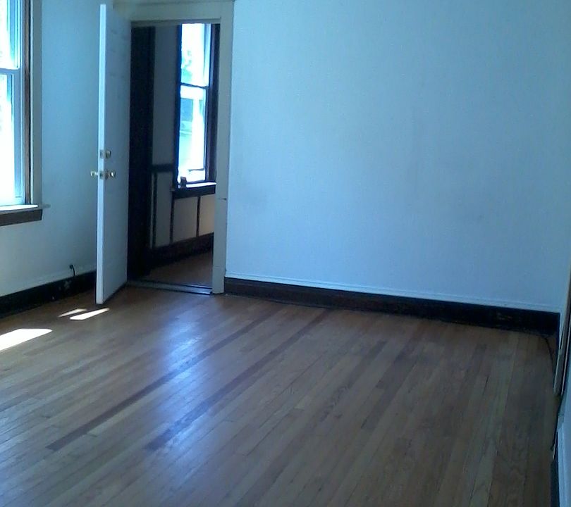 1st image of 3341 S Lituanica Ave APT 1R
