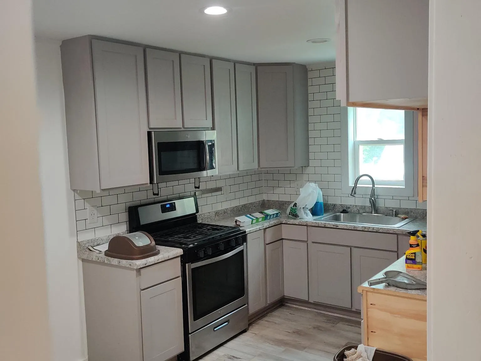 3 bed, 1100 sqft, $1,750 — Photo 3