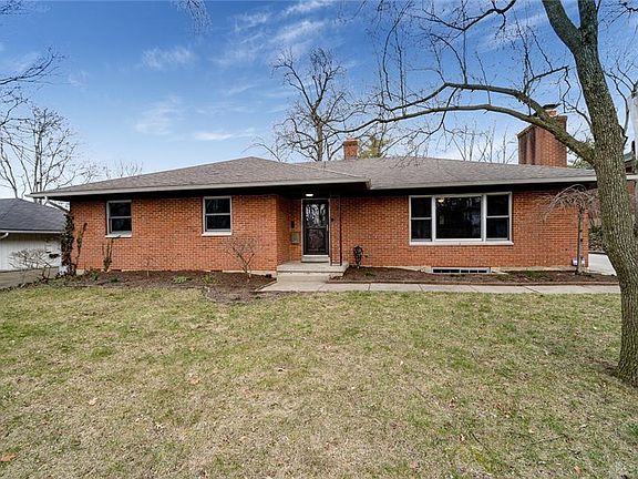 2nd image of 614 Oakwood Ave