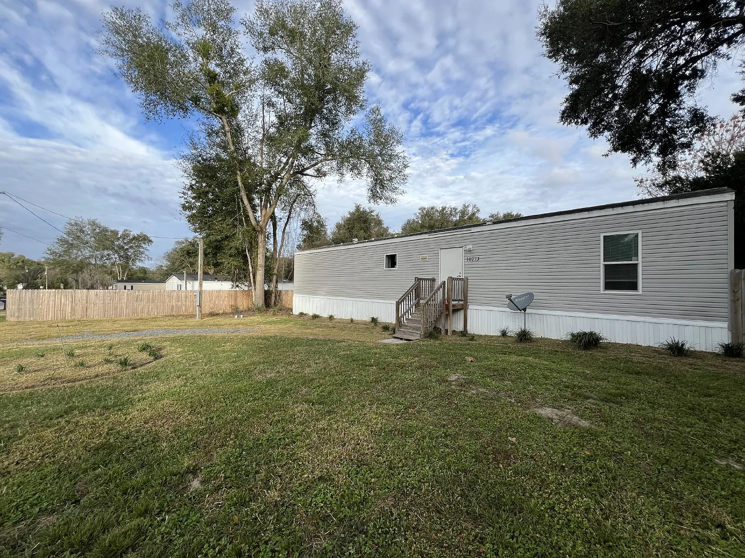2 bed, 1.0 bath, 868 sqft, $1,400 — Photo 2